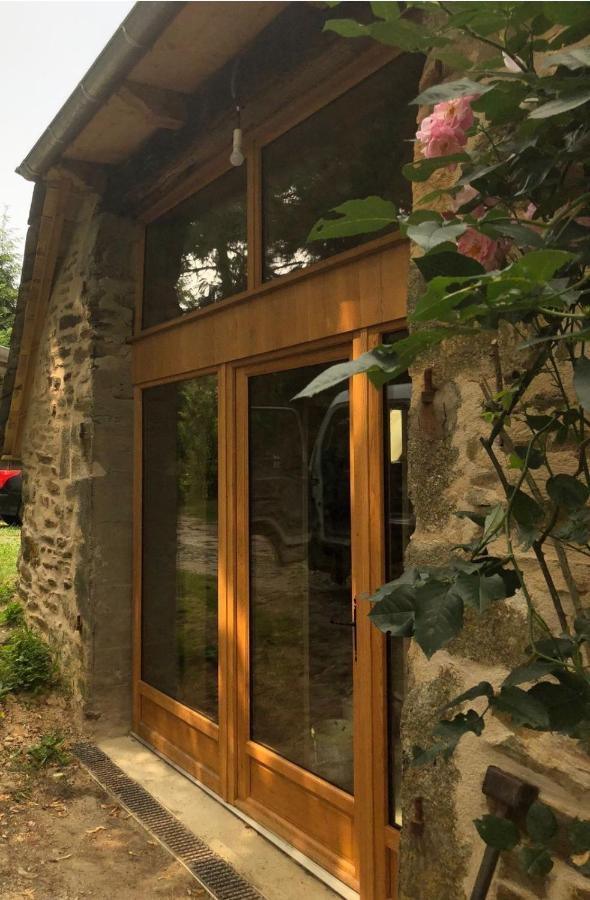 Gite Le Couderc De Coubisou, Grange Renovee Exterior foto